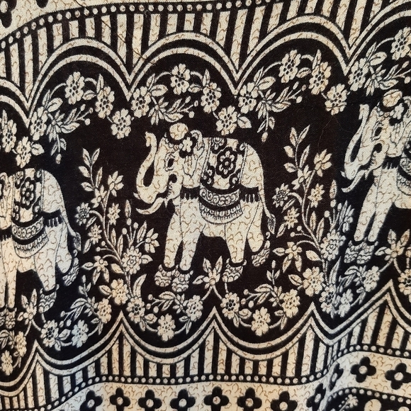 Elephant Novelty Print Midi Shift Dress 1X Black Cream Ethnic Floral Beach Boho - Picture 3 of 5